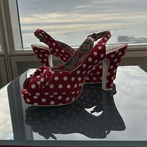 Miss L-fire size 10 platform sling back heels - red and white polka dot